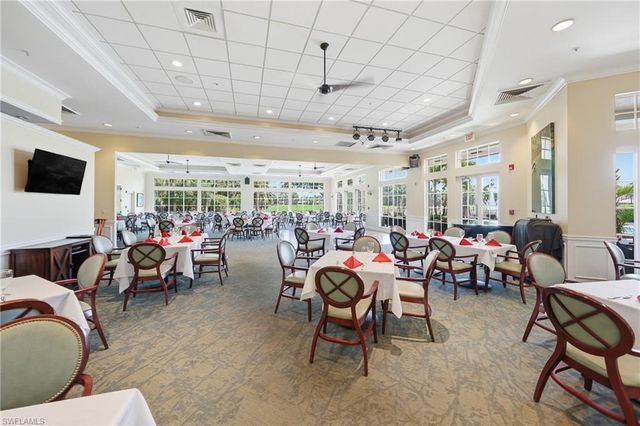 3976 Bishopwood CT E 3-102, Naples, FL 34114
