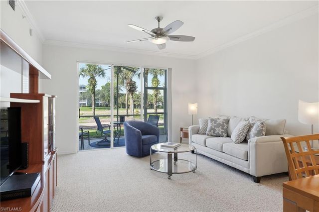 3976 Bishopwood CT E 3-102, Naples, FL 34114