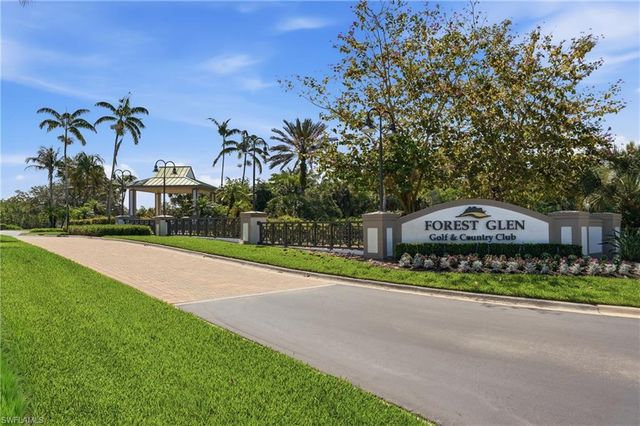 3976 Bishopwood CT E 3-102, Naples, FL 34114