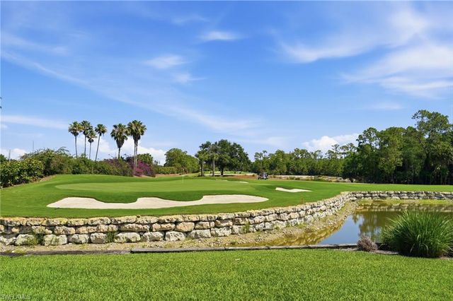 3976 Bishopwood CT E 3-102, Naples, FL 34114