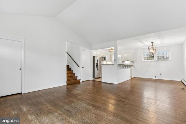 2130 HERBLEW RD, Warrington, PA 18976