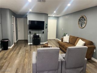 2180 Pinetop Lane 104, Las Vegas, NV 89119