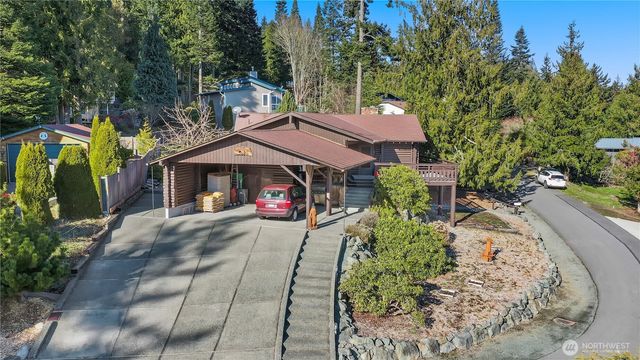 458 Klickitat Drive, La Conner, WA 98257