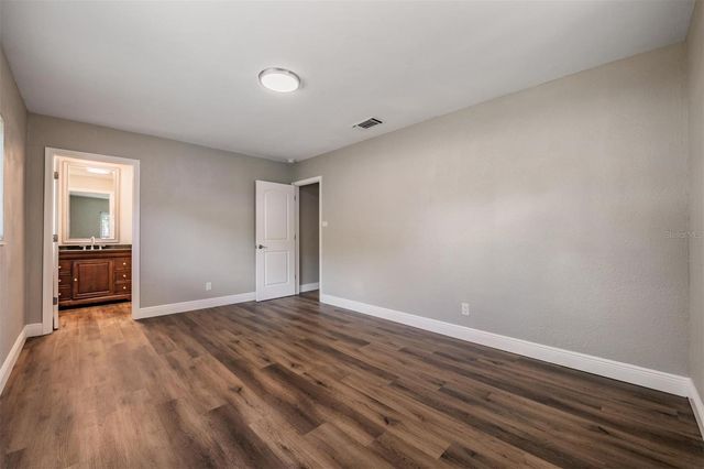 712 CAMELLIA COURT, Seffner, FL 33584