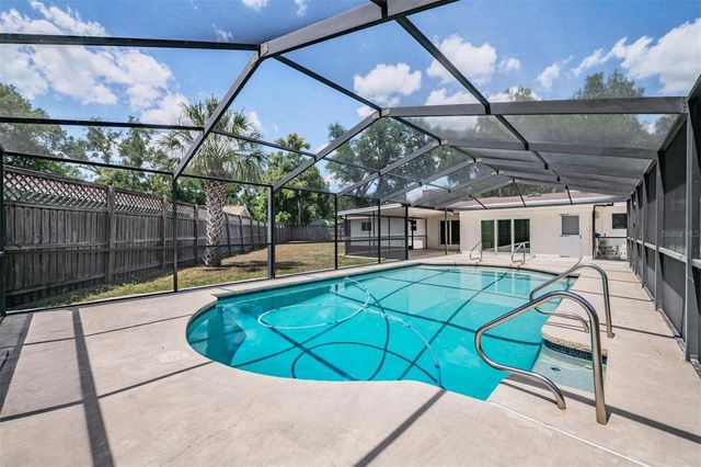 712 CAMELLIA COURT, Seffner, FL 33584
