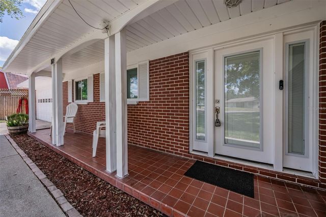 712 CAMELLIA COURT, Seffner, FL 33584
