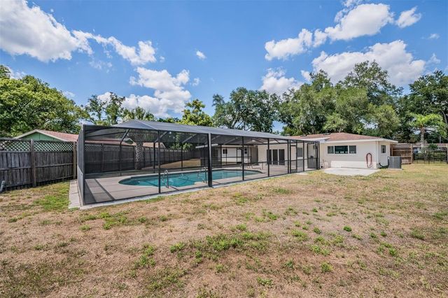 712 CAMELLIA COURT, Seffner, FL 33584