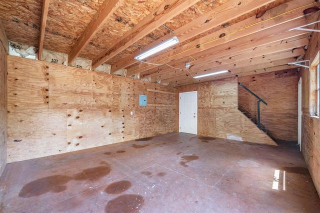 712 CAMELLIA COURT, Seffner, FL 33584