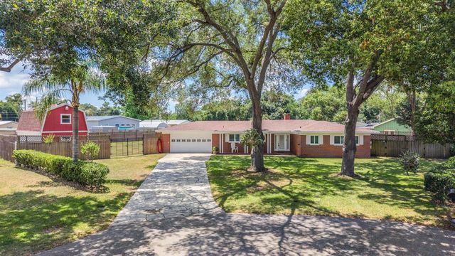 712 CAMELLIA COURT, Seffner, FL 33584
