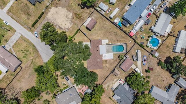 712 CAMELLIA COURT, Seffner, FL 33584
