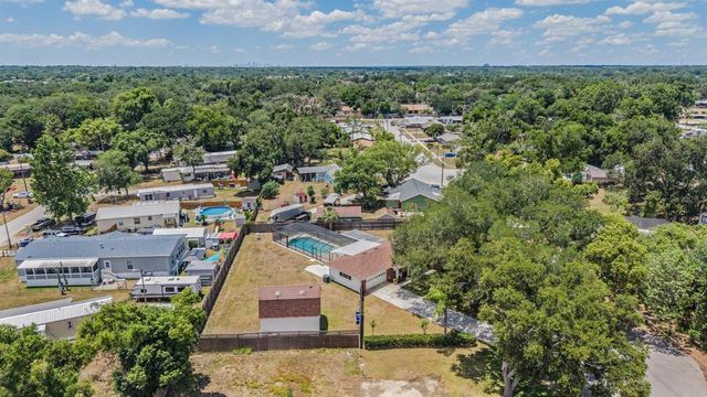 712 CAMELLIA COURT, Seffner, FL 33584
