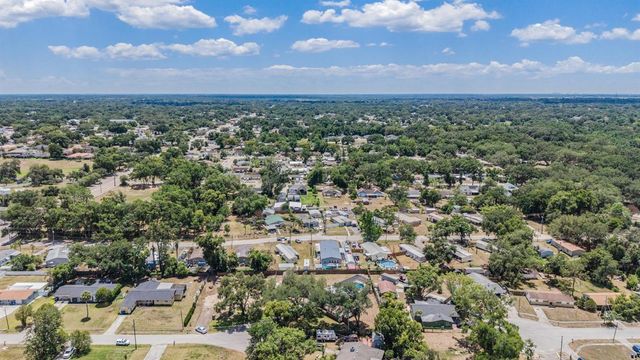 712 CAMELLIA COURT, Seffner, FL 33584