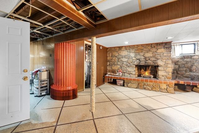 50 Stevens St, Revere, MA 02151