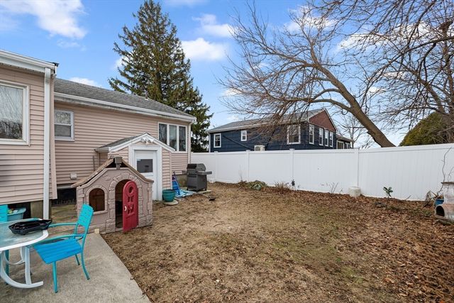 50 Stevens St, Revere, MA 02151