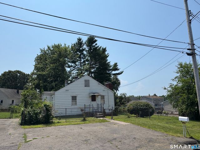 6 Norwell Street, West Haven, CT 06516