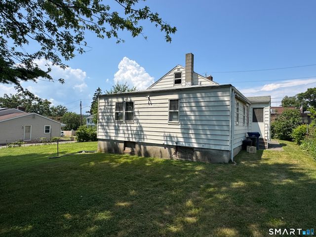 6 Norwell Street, West Haven, CT 06516