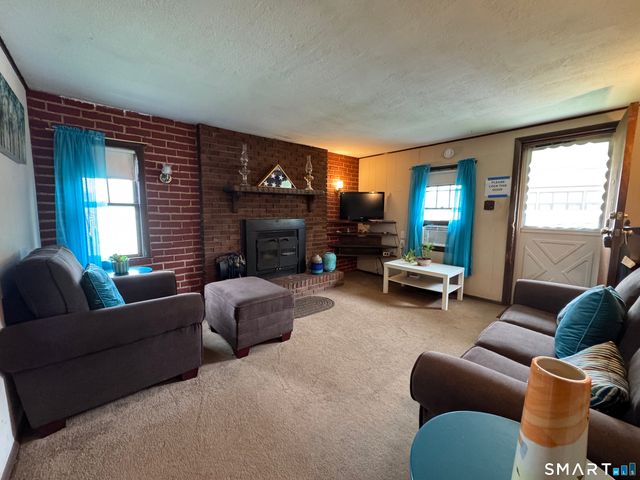 6 Norwell Street, West Haven, CT 06516