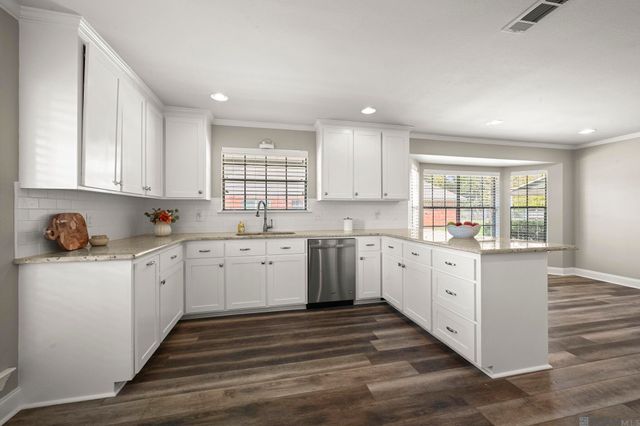 18519 Keystone Ave, Greenwell Springs, LA 70739