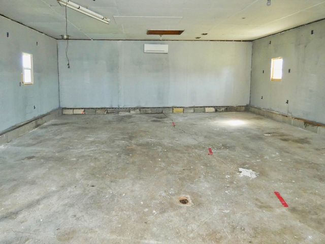 4534 E Britain Avenue, Benton Harbor, MI 49022