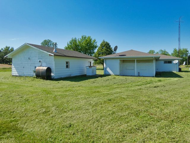 4534 E Britain Avenue, Benton Harbor, MI 49022