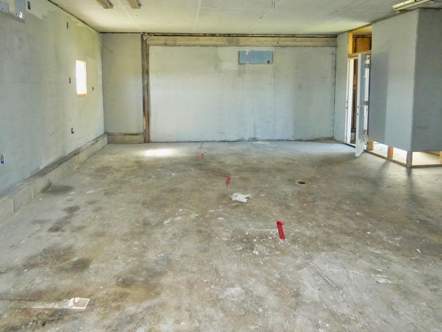 4534 E Britain Avenue, Benton Harbor, MI 49022