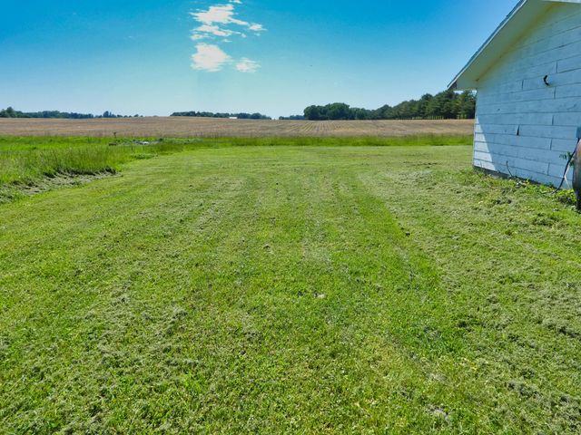 4534 E Britain Avenue, Benton Harbor, MI 49022