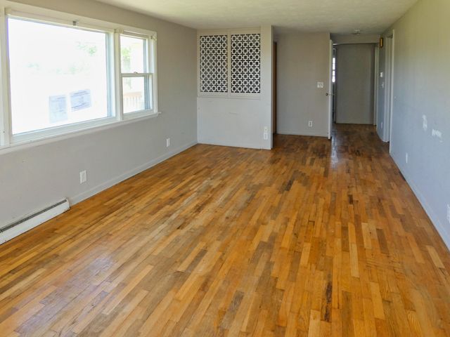 4534 E Britain Avenue, Benton Harbor, MI 49022