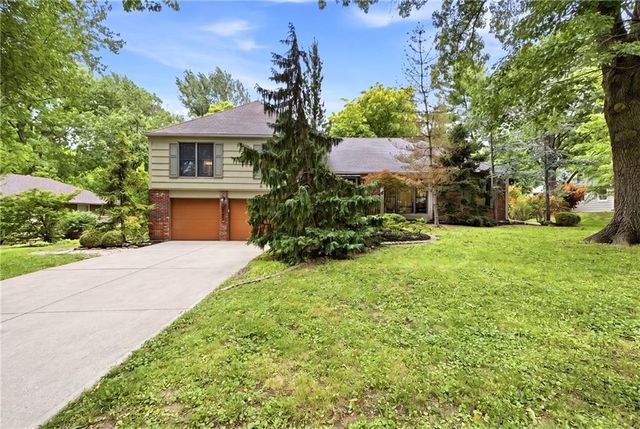 4506 W 93rd Terrace, Prairie Village, KS 66207