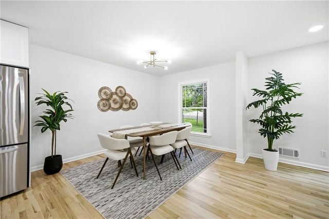 4506 W 93rd Terrace, Prairie Village, KS 66207