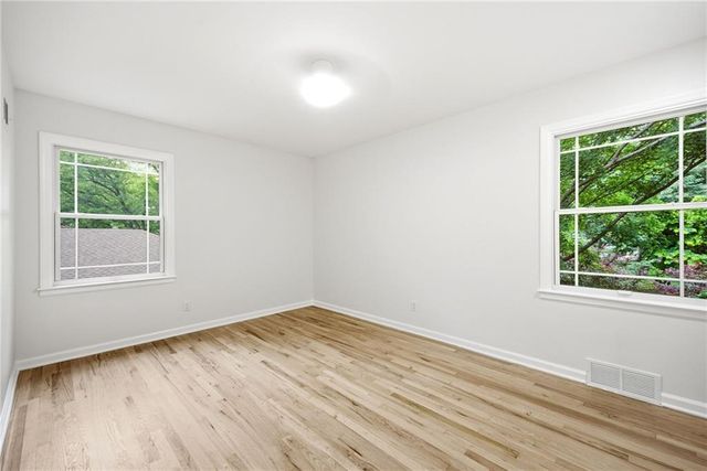 4506 W 93rd Terrace, Prairie Village, KS 66207
