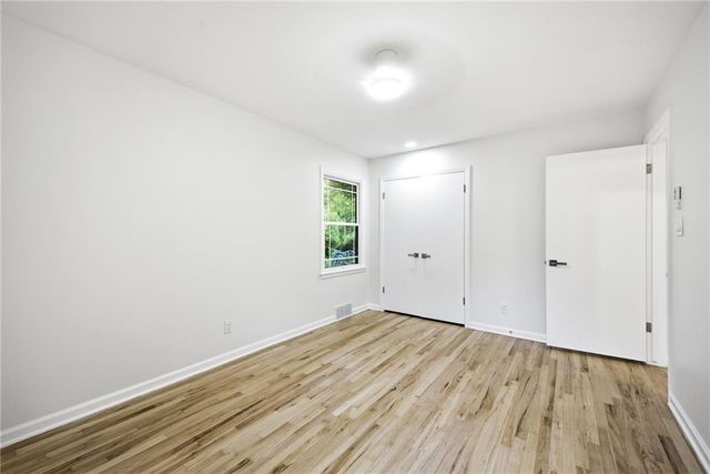 4506 W 93rd Terrace, Prairie Village, KS 66207