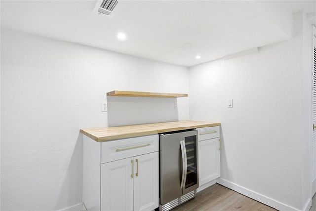 4506 W 93rd Terrace, Prairie Village, KS 66207