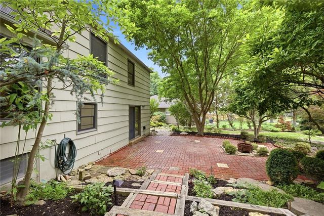 4506 W 93rd Terrace, Prairie Village, KS 66207