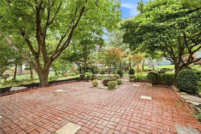 4506 W 93rd Terrace, Prairie Village, KS 66207