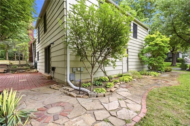 4506 W 93rd Terrace, Prairie Village, KS 66207