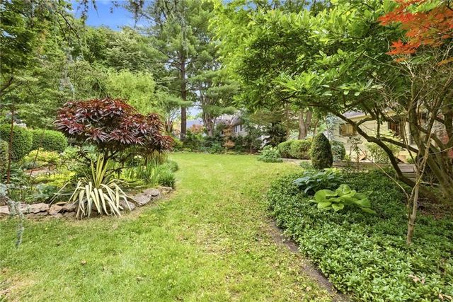 4506 W 93rd Terrace, Prairie Village, KS 66207
