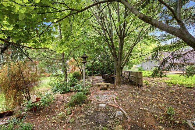 4506 W 93rd Terrace, Prairie Village, KS 66207