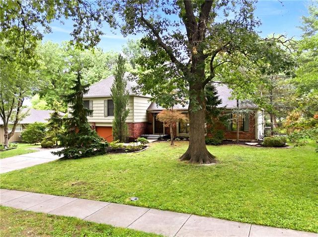 4506 W 93rd Terrace, Prairie Village, KS 66207