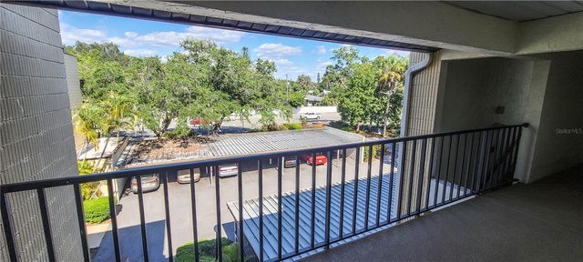 2749 ORCHID OAKS DRIVE 302, Sarasota, FL 34239