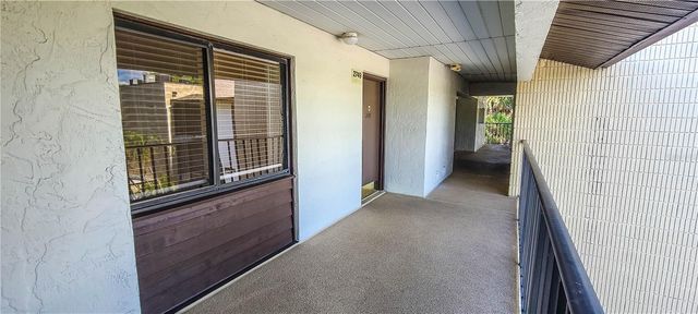 2749 ORCHID OAKS DRIVE 302, Sarasota, FL 34239