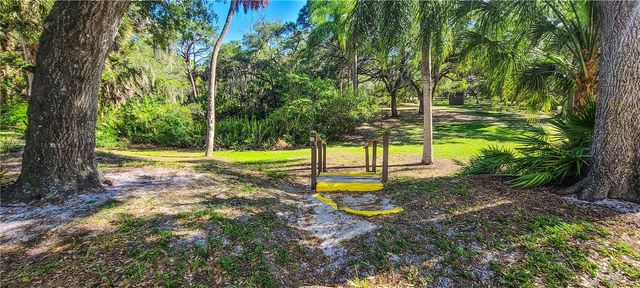 2749 ORCHID OAKS DRIVE 302, Sarasota, FL 34239
