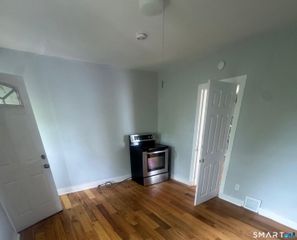 7 Armstrong Place, Bridgeport, CT 06608