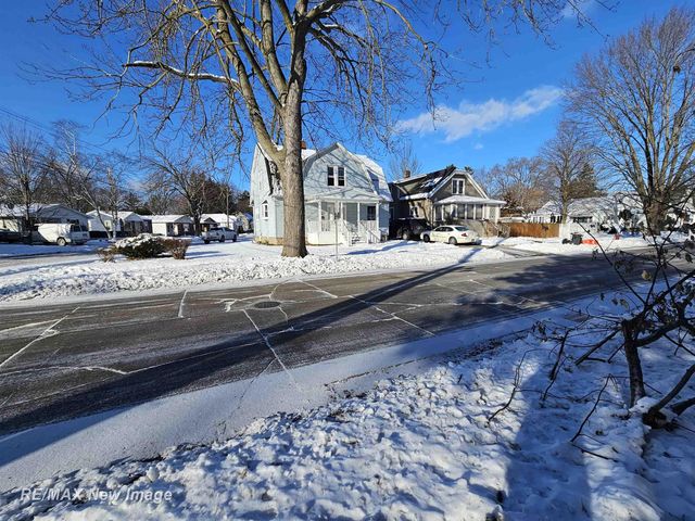 505 Yale Street, Saginaw, MI 48602