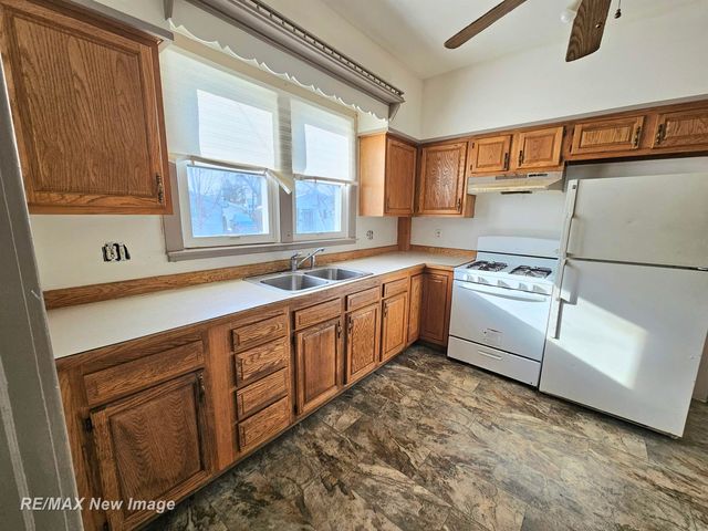 505 Yale Street, Saginaw, MI 48602