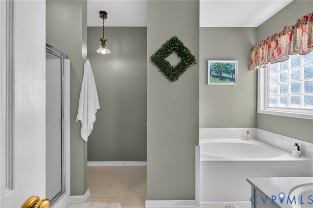 11498 New Town Ct, Glen Allen, VA 23059