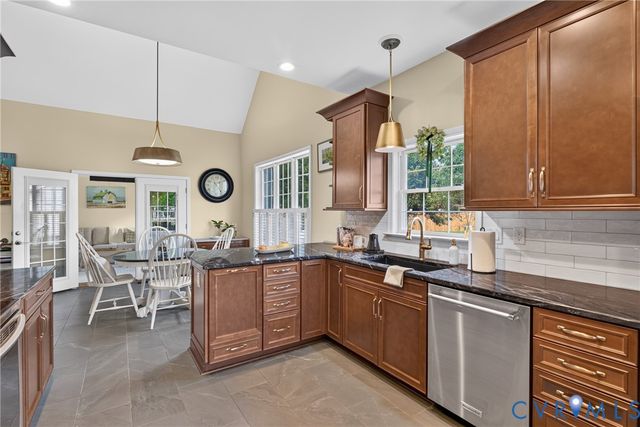11498 New Town Ct, Glen Allen, VA 23059