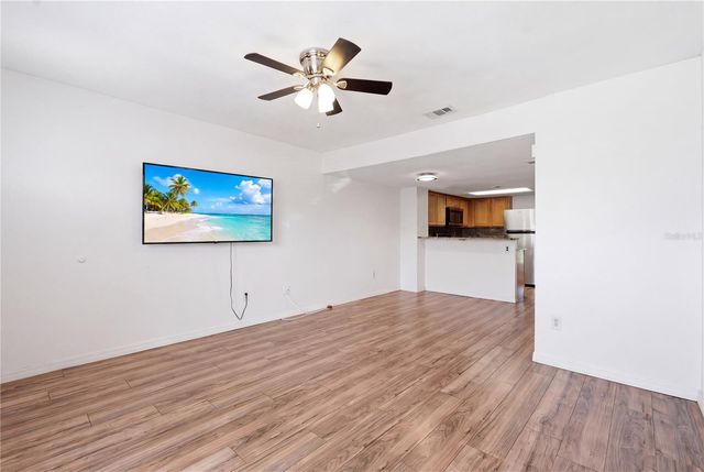 6721 121ST AVENUE D, Largo, FL 33773