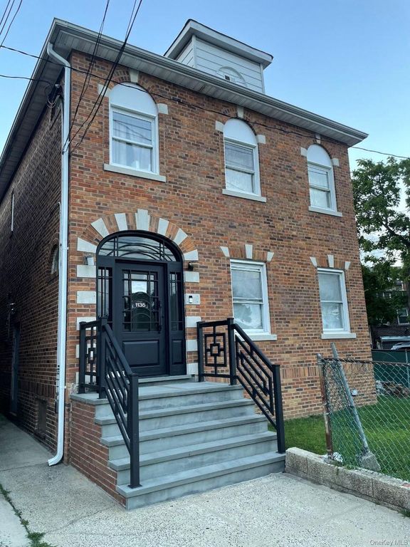1135 Waring Avenue 2, Bronx, NY 10469