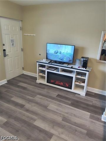 450 Old San Carlos BLVD SW 309, Fort Myers Beach, FL 33931