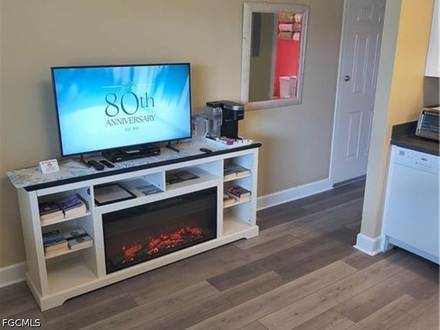 450 Old San Carlos BLVD SW 309, Fort Myers Beach, FL 33931